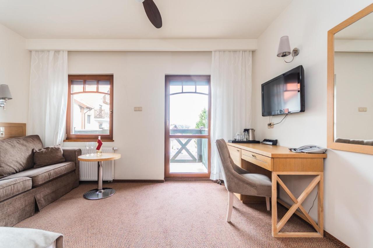 Hotel Kahlberg Крыница-Морска Экстерьер фото